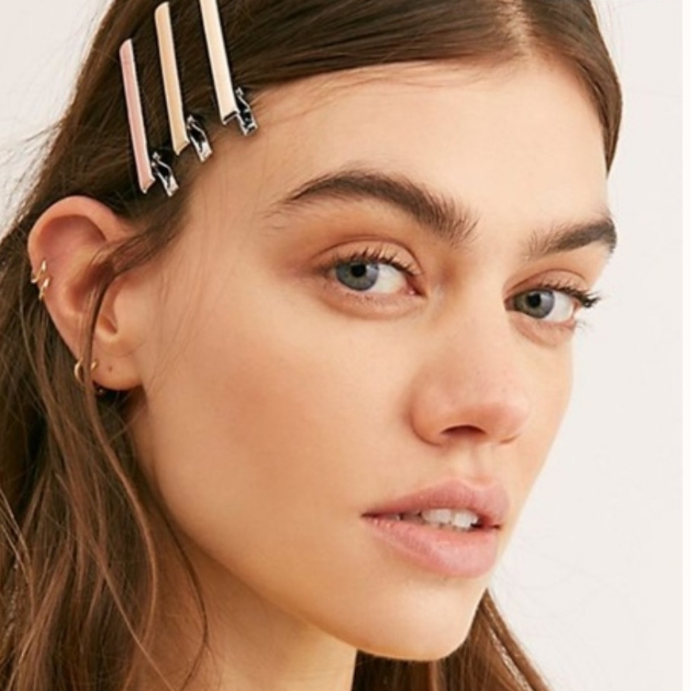 Free People Enamel Slide Set